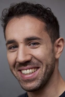 Camilo Reyes : Profesor de Comunicación